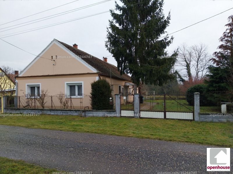 Listing photo