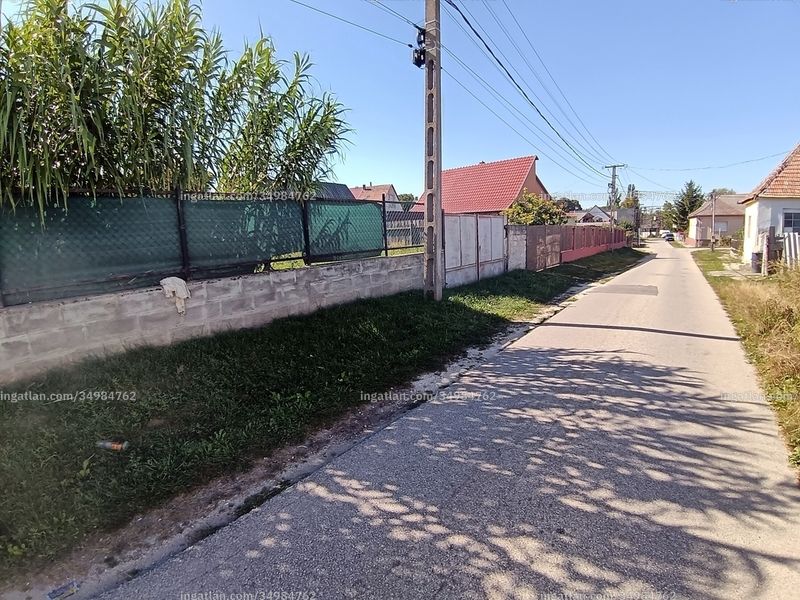 Listing photo