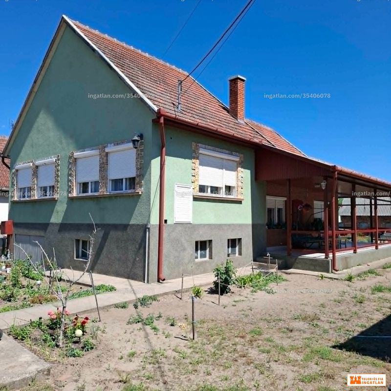 Listing photo