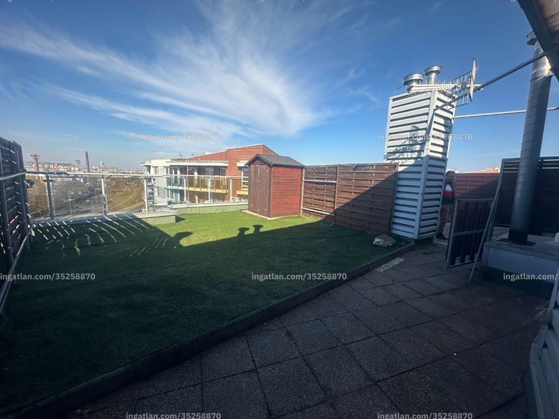 roof terrace
