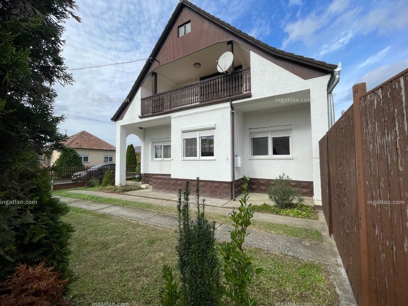 az épület kívülről