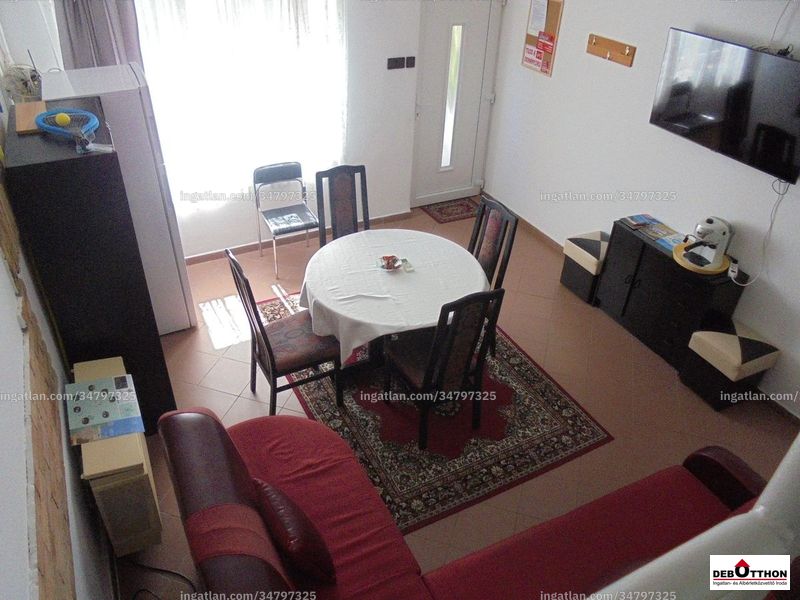 Listing photo