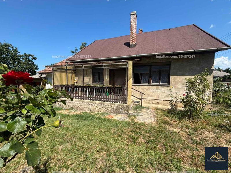 Listing photo