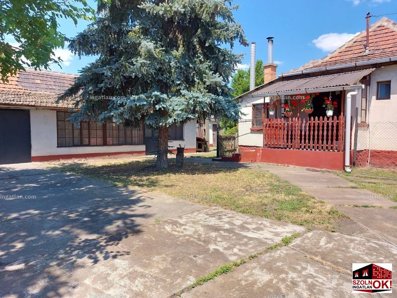 Listing photo