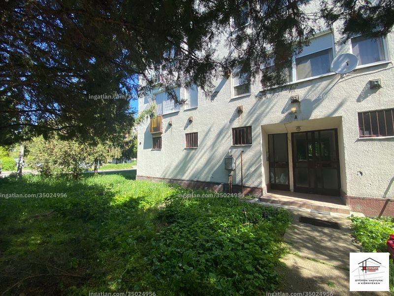 Listing photo