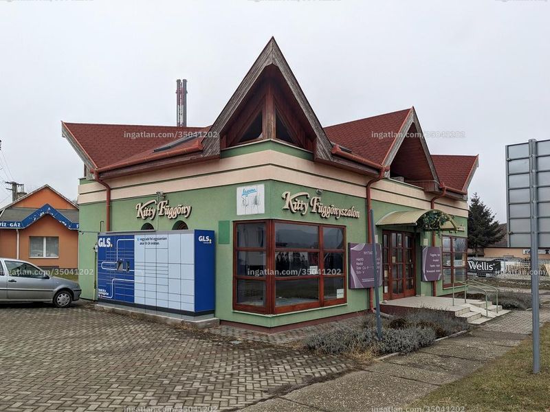 Listing photo