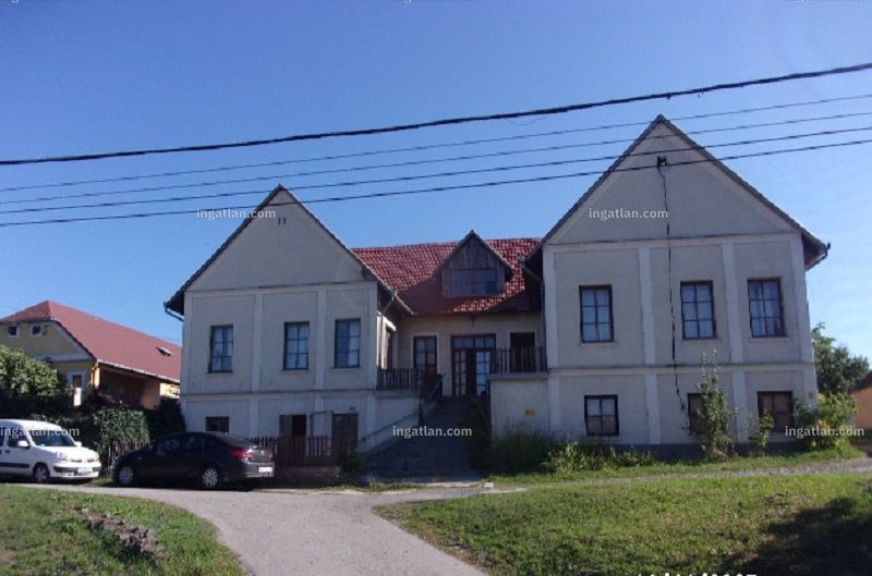 Hirdetés fotója