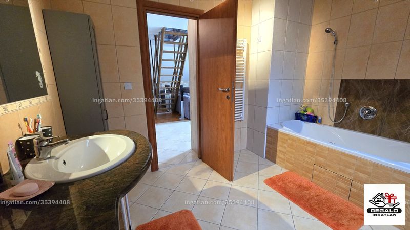 Dachgeshloss
