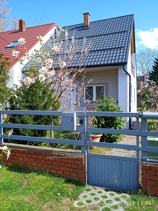 Listing photo
