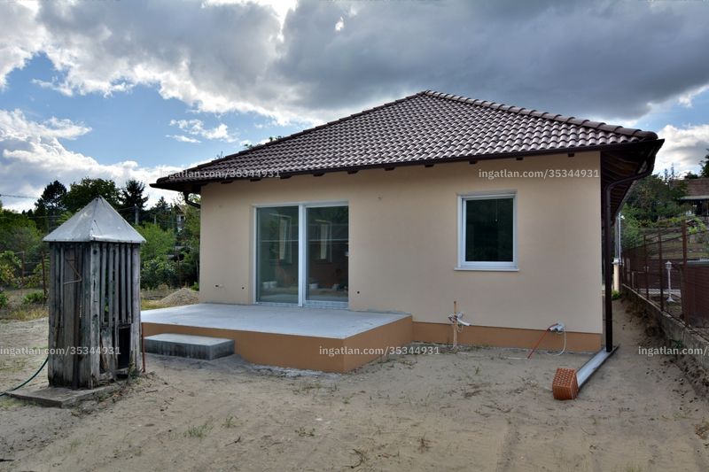 az épület kívülről