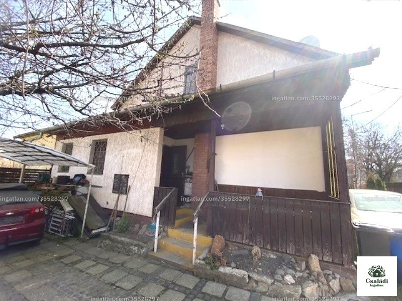 Listing photo