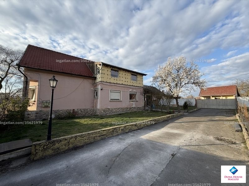 Listing photo