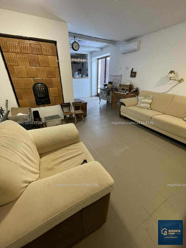 Hirdetés fotója