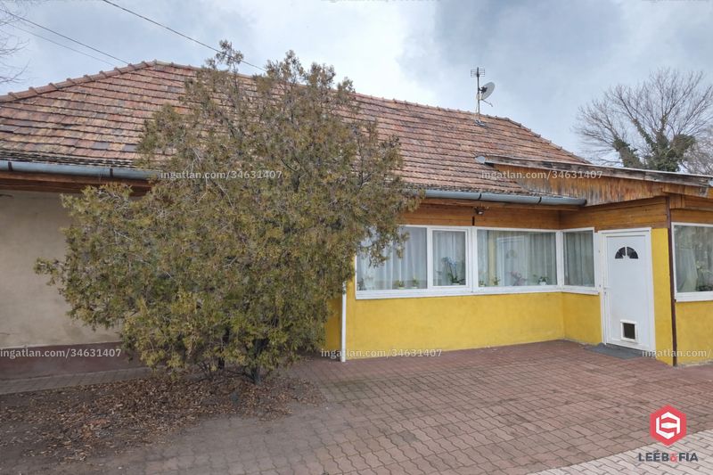 az épület kívülről