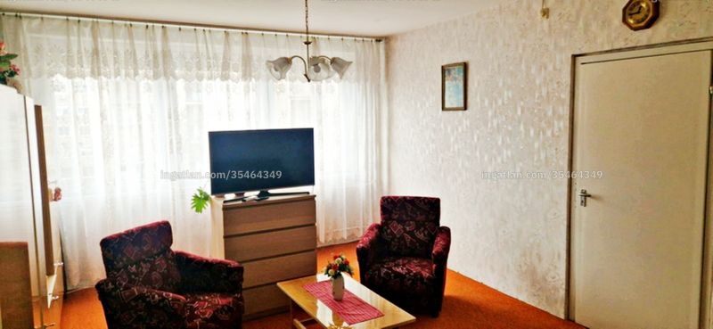 Hirdetés fotója