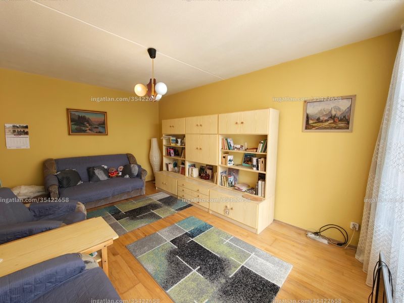 Listing photo