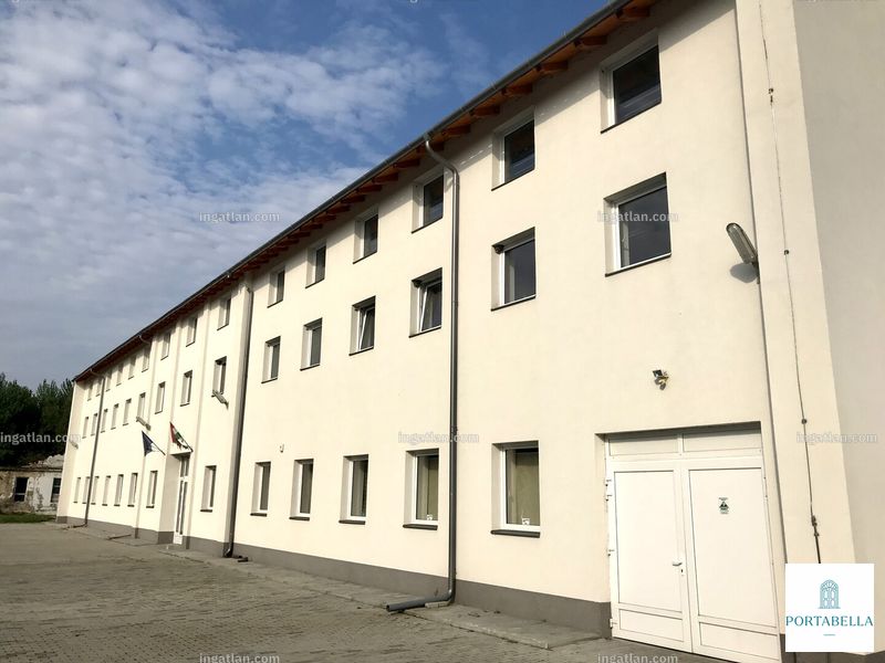 az épület kívülről