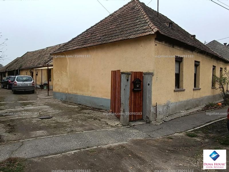 Hirdetés fotója