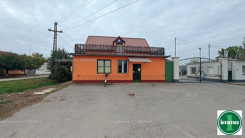 Listing photo