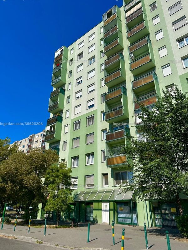 Listing photo