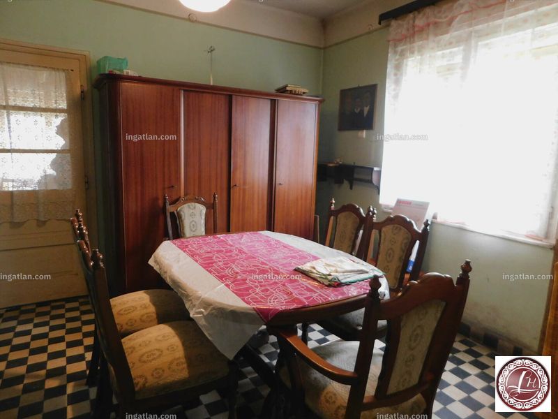 Hirdetés fotója