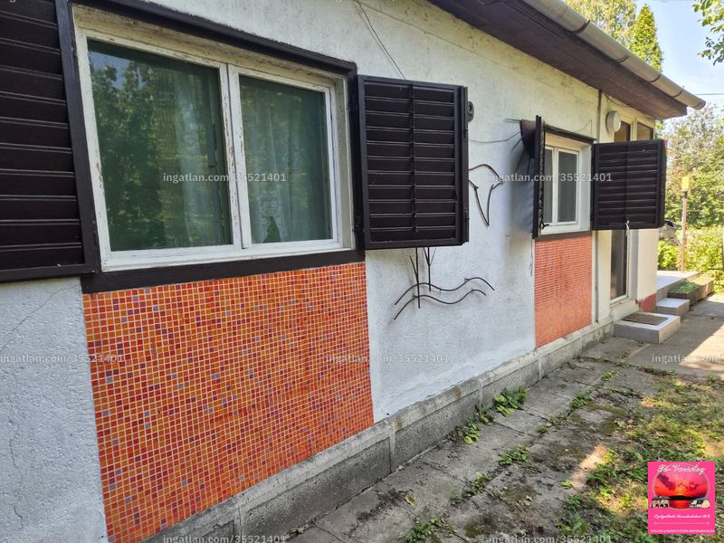 Hirdetés fotója