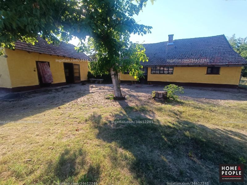 Listing photo