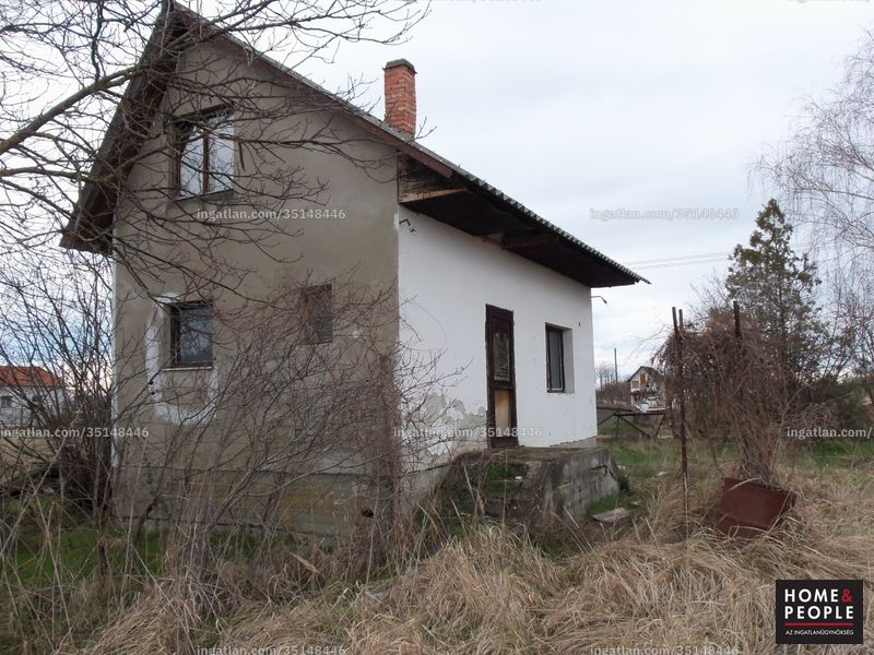 Listing photo