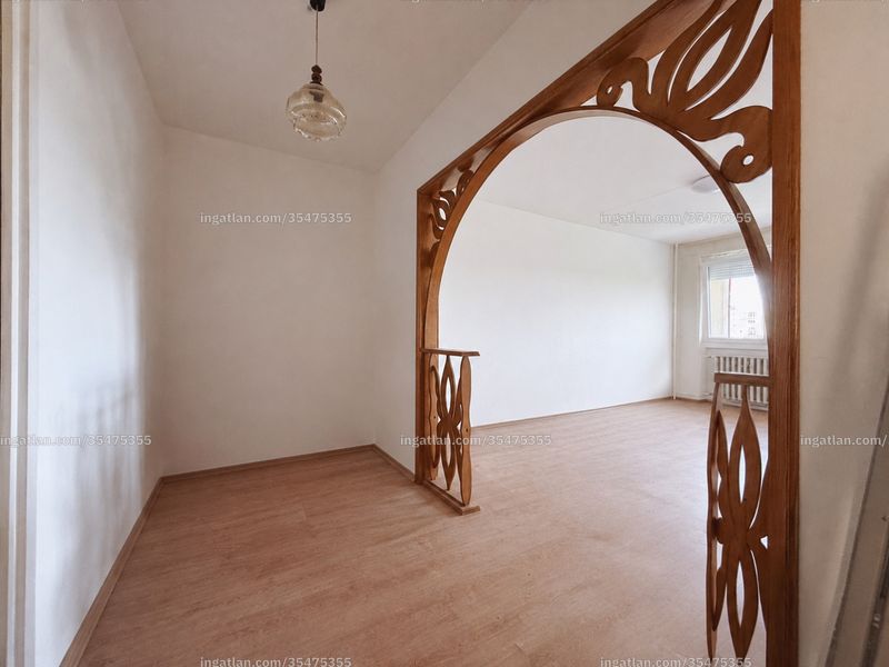 Hirdetés fotója