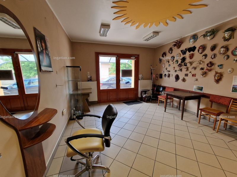 Listing photo