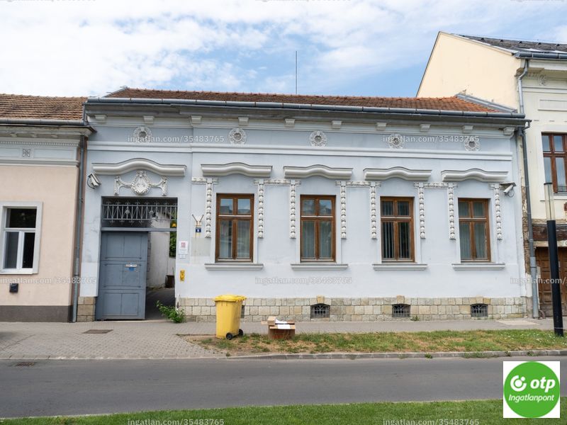 az épület kívülről