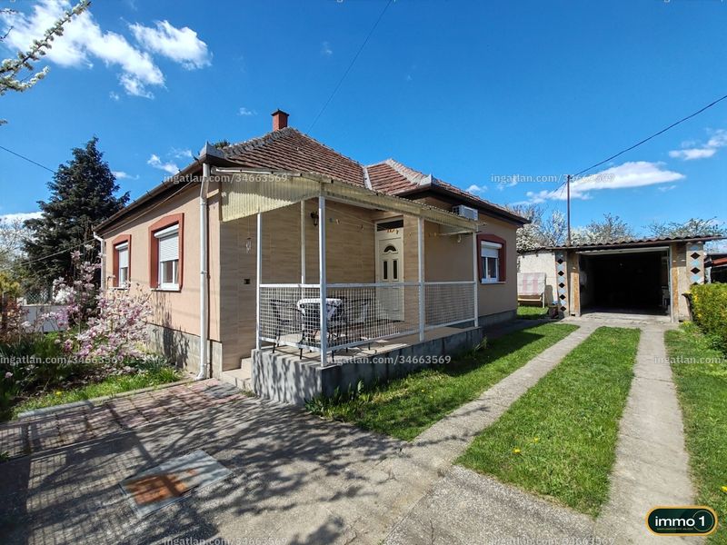 Listing photo