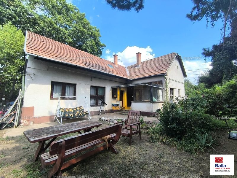 Listing photo