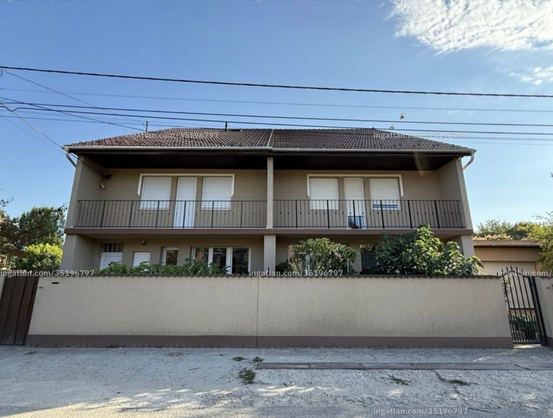 az épület kívülről