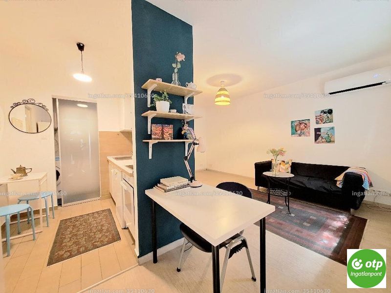 Listing photo