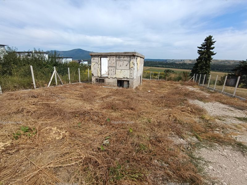 Hirdetés fotója