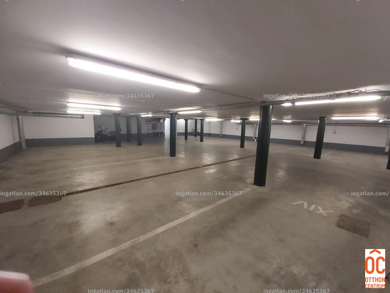 parkoló
