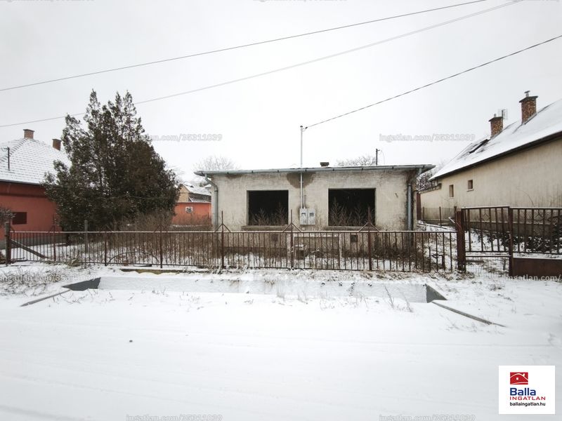 Listing photo