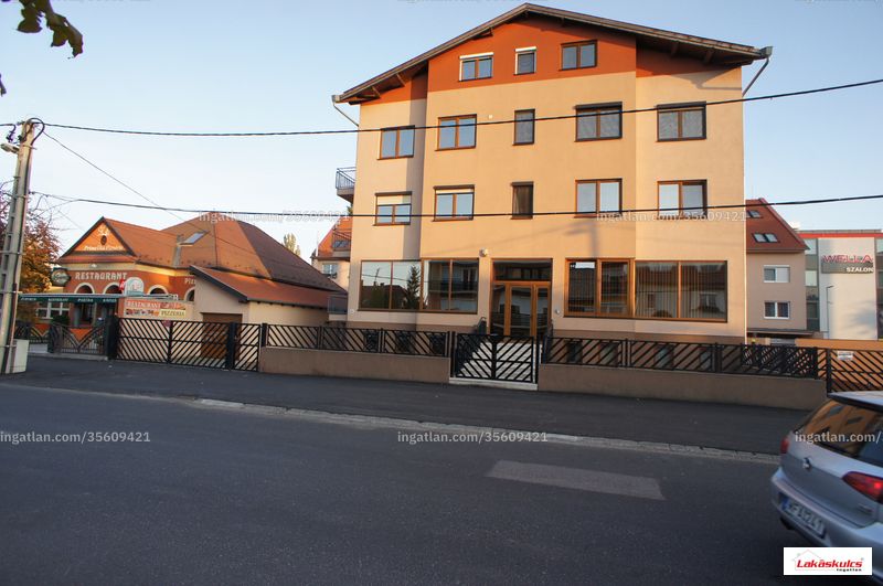 Listing photo