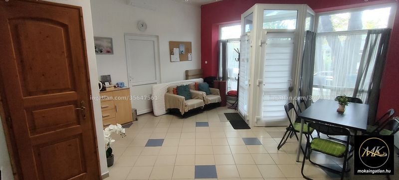 Listing photo