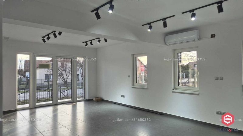Listing photo