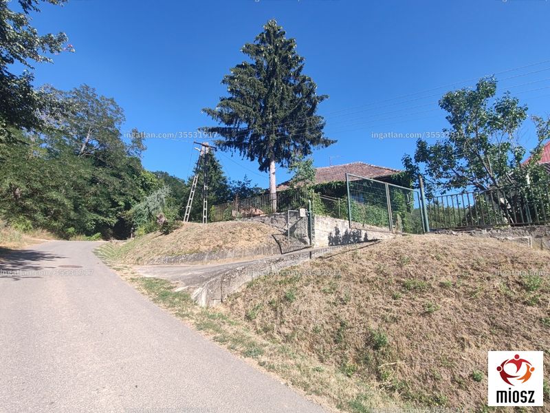 entrance from the outside
