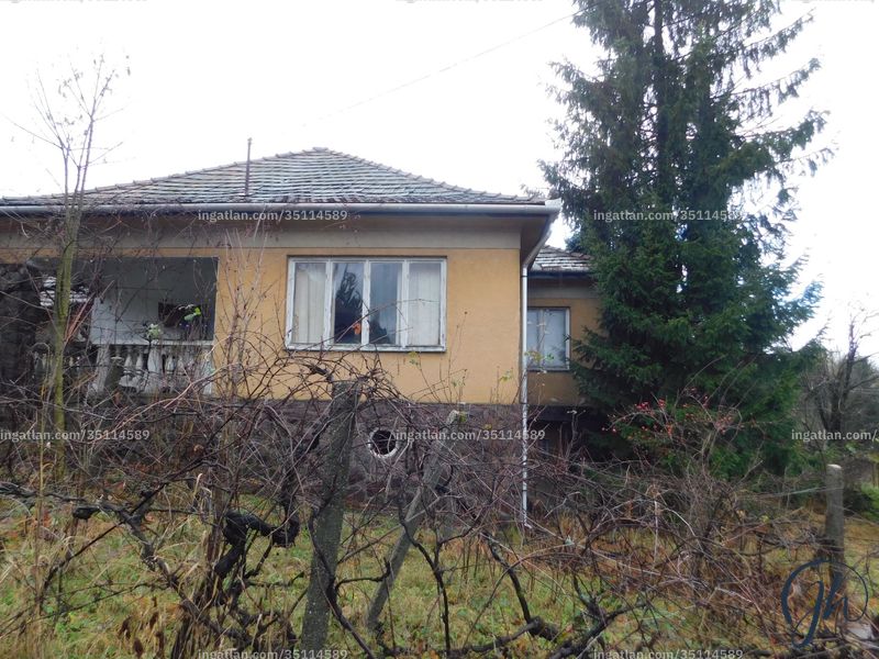 Listing photo
