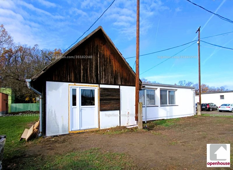 Listing photo