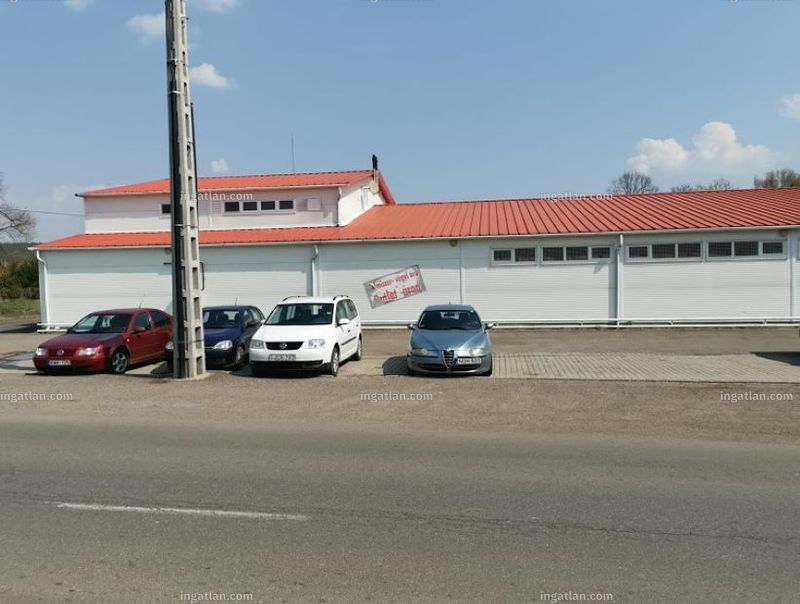 az épület kívülről