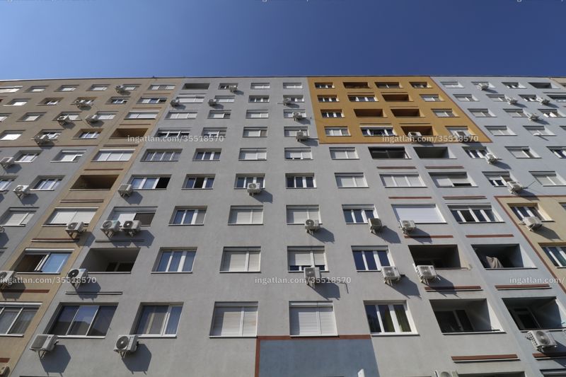 az épület kívülről