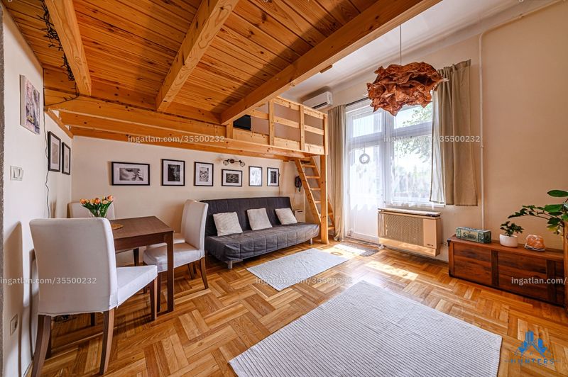 Listing photo