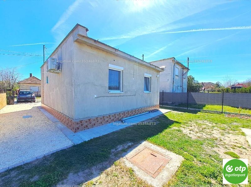 Hirdetés fotója