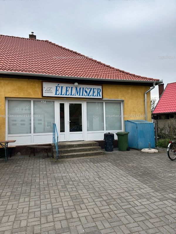 Hirdetés fotója