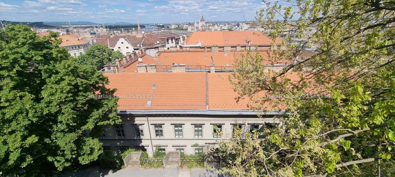 az épület kívülről
